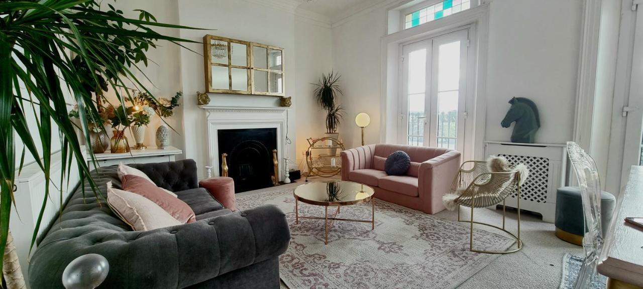 Elegant 5 Bed 4 Bath 'Vogue House' Parisian Style Home Margate Luaran gambar